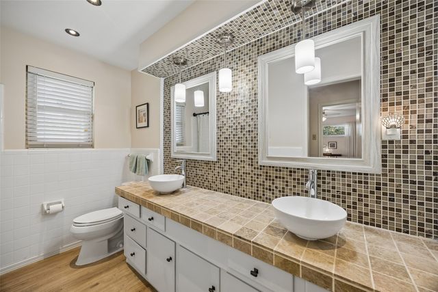 8446 Sweetwood Drive, Dallas, TX 75228