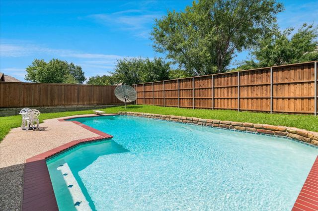 7513 Westhaven Drive, Rowlett, TX 75089