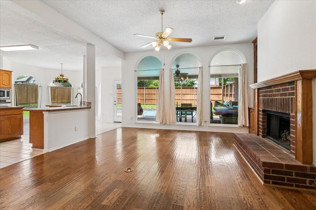 7513 Westhaven Drive, Rowlett, TX 75089