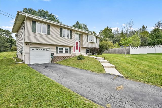 5 Walnut Court, Goshen, NY 10924