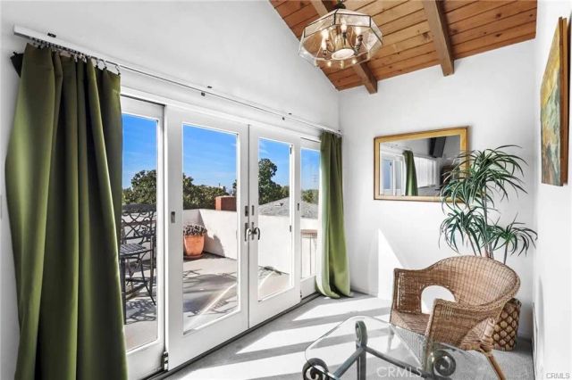 810 N Maria, Redondo Beach, CA 90277