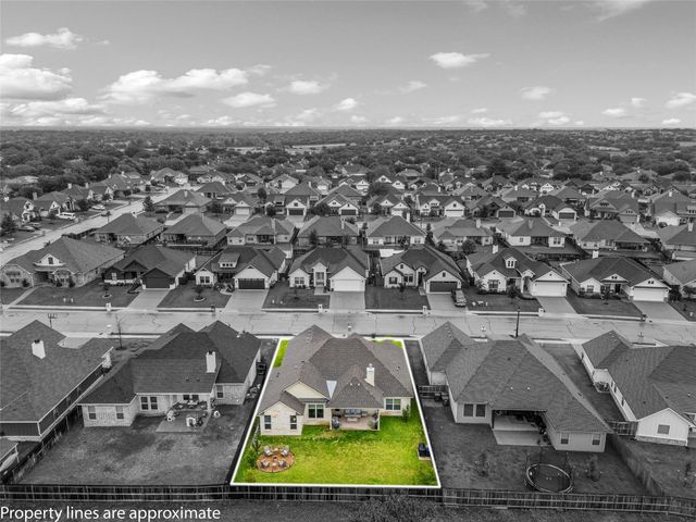10013 Braided Briar Lane, Waco, TX 76712