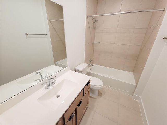 10058 Rosette Drive, Iowa Colony, TX 77583