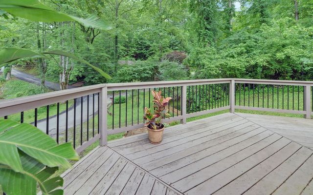 30 Proctor Street, Murphy, NC 28906