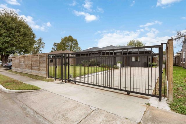 3706 Luca Street, Houston, TX 77021