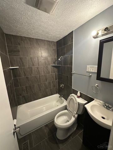 921 Fourteenth Avenue, Middletown, OH 45044