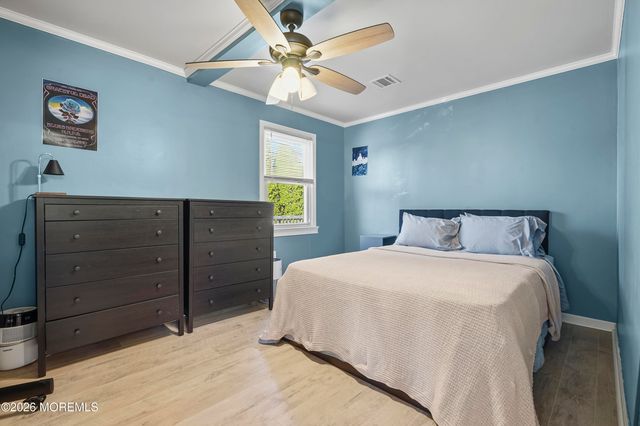 882 Woodmere Drive, Cliffwood Beach, NJ 07735