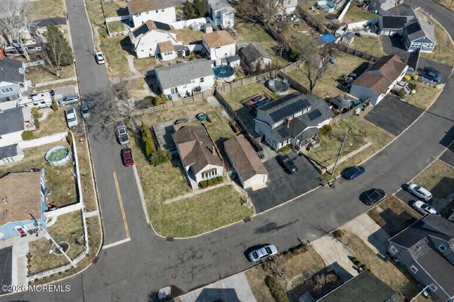 882 Woodmere Drive, Cliffwood Beach, NJ 07735