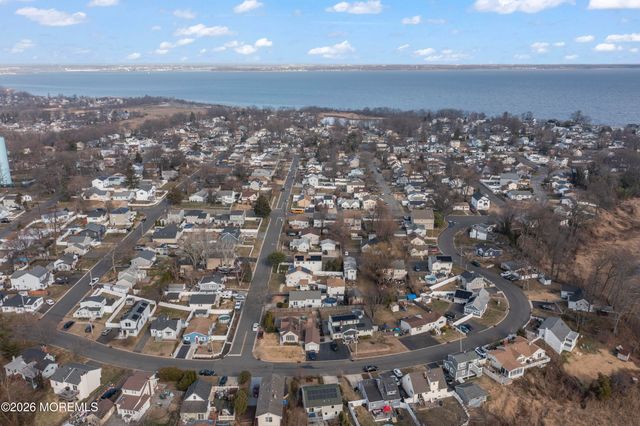 882 Woodmere Drive, Cliffwood Beach, NJ 07735