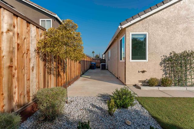 2230 Newport Ct, Discovery Bay, CA 94505