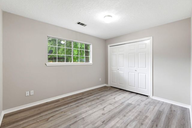 10821 Royal Pines Drive, Conroe, TX 77303