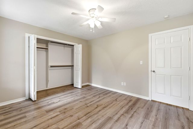10821 Royal Pines Drive, Conroe, TX 77303