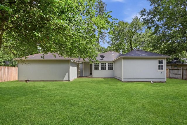 10821 Royal Pines Drive, Conroe, TX 77303