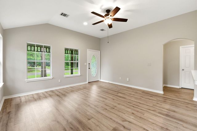 10821 Royal Pines Drive, Conroe, TX 77303