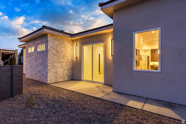 237 E 1100 N, Hurricane, UT 84737