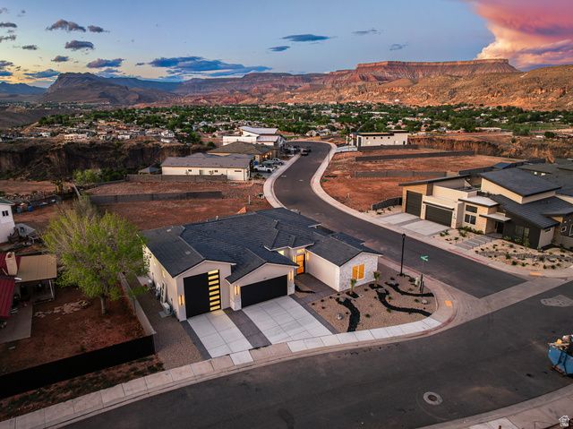 237 E 1100 N, Hurricane, UT 84737