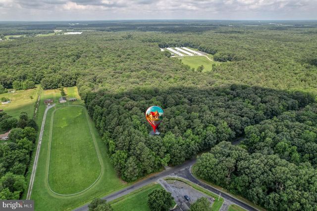 185 BEAGLE CLUB RD, Felton, DE 19943