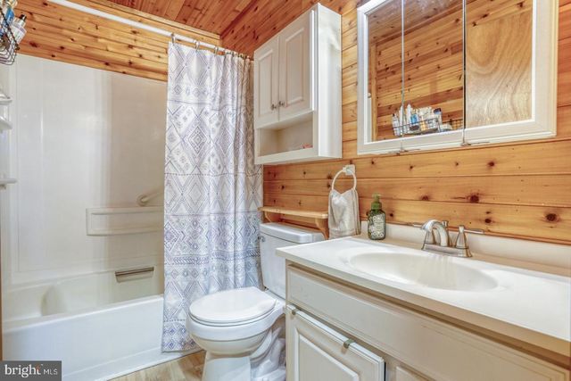 185 BEAGLE CLUB RD, Felton, DE 19943