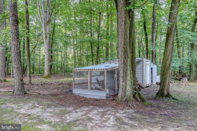 185 BEAGLE CLUB RD, Felton, DE 19943