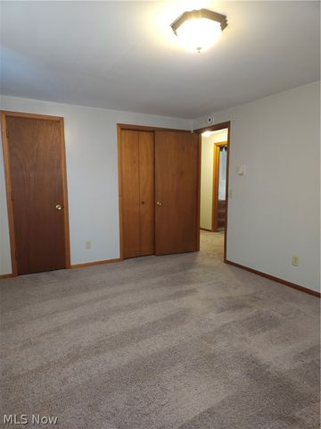 525 S Marion Avenue, Louisville, OH 44641