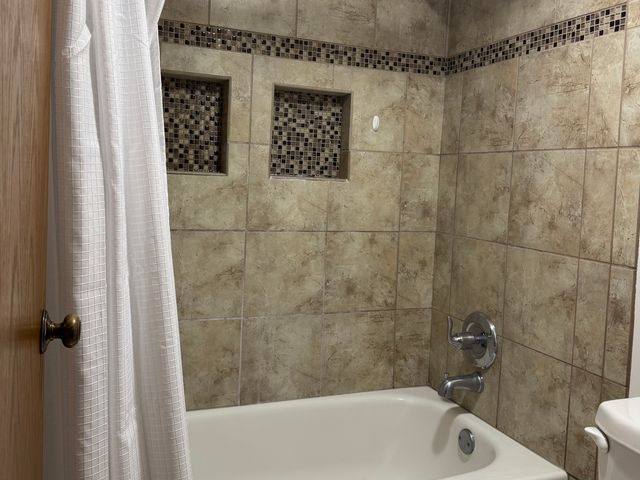4924 Circle Court 404, Crestwood, IL 60418