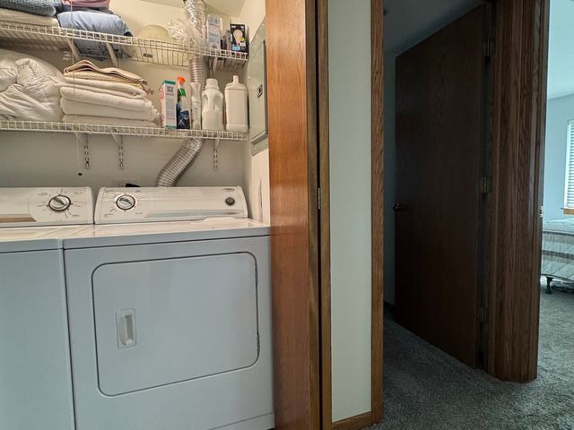 4924 Circle Court 404, Crestwood, IL 60418