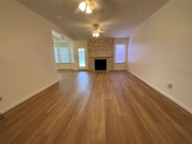 1729 Duster Circle, Arlington, TX 76018