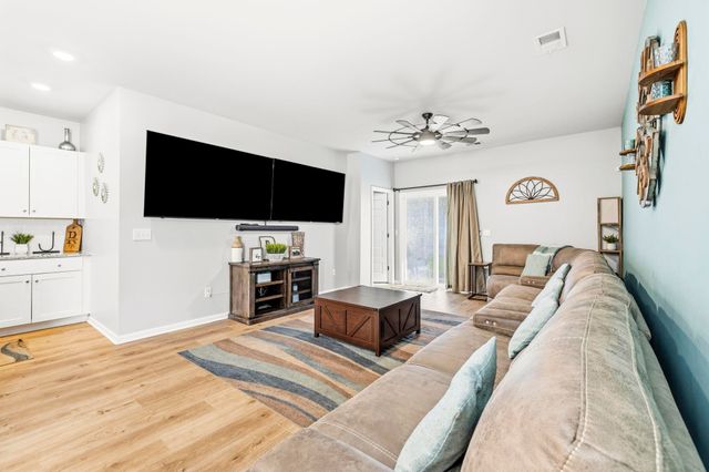 1567 Swing Bridge Way, Myrtle Beach, SC 29588