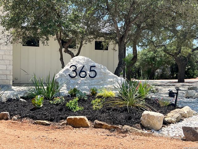 365 GOLDEN EAGLE LOOP, Canyon Lake, TX 78133
