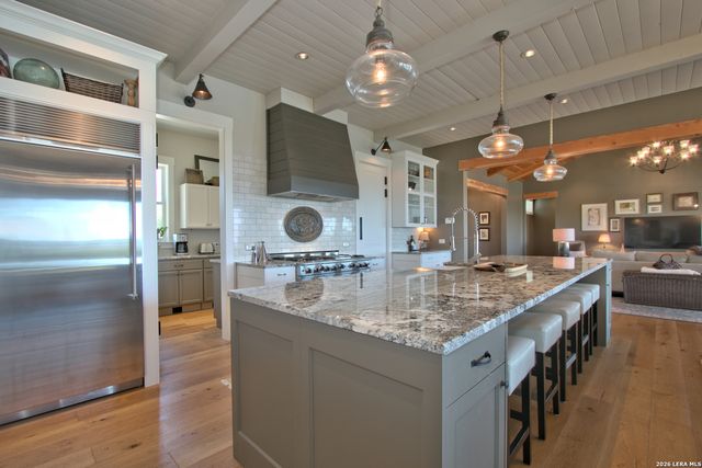 365 GOLDEN EAGLE LOOP, Canyon Lake, TX 78133