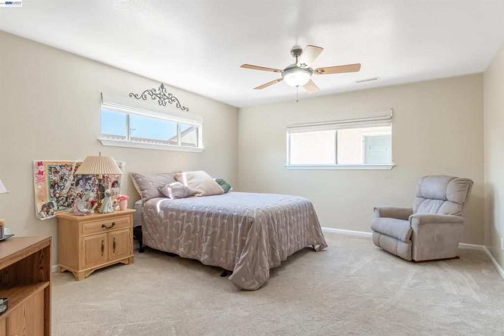 Image 11 of property listing at 15015 Milford St, San Leandro, CA 94579