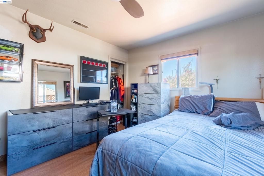 Image 18 of property listing at 15015 Milford St, San Leandro, CA 94579