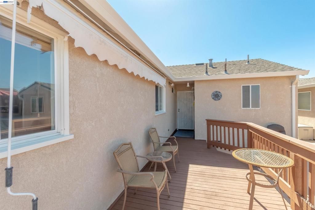 Image 21 of property listing at 15015 Milford St, San Leandro, CA 94579