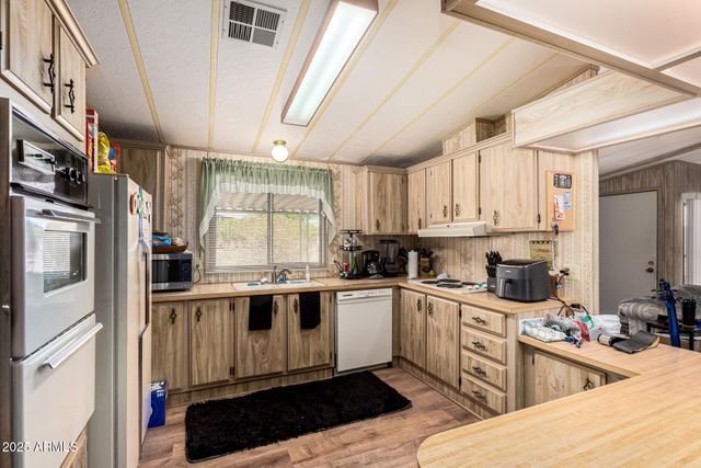 8103 E SOUTHERN Avenue 8, Mesa, AZ 85209