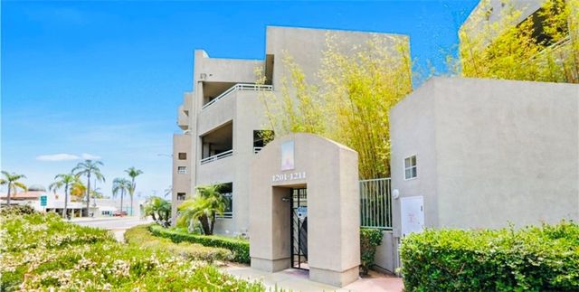 1211 Cabrillo 304, Torrance, CA 90501