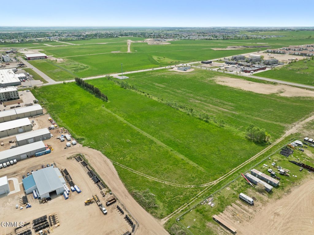 602 & 612 42nd Street W, Williston, ND 58801 photo 7