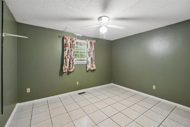 5012 NW 25th Street, Oklahoma City, OK 73127