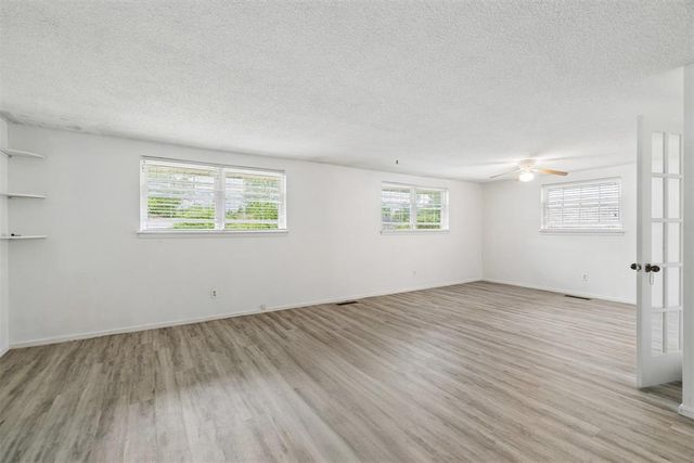 5012 NW 25th Street, Oklahoma City, OK 73127