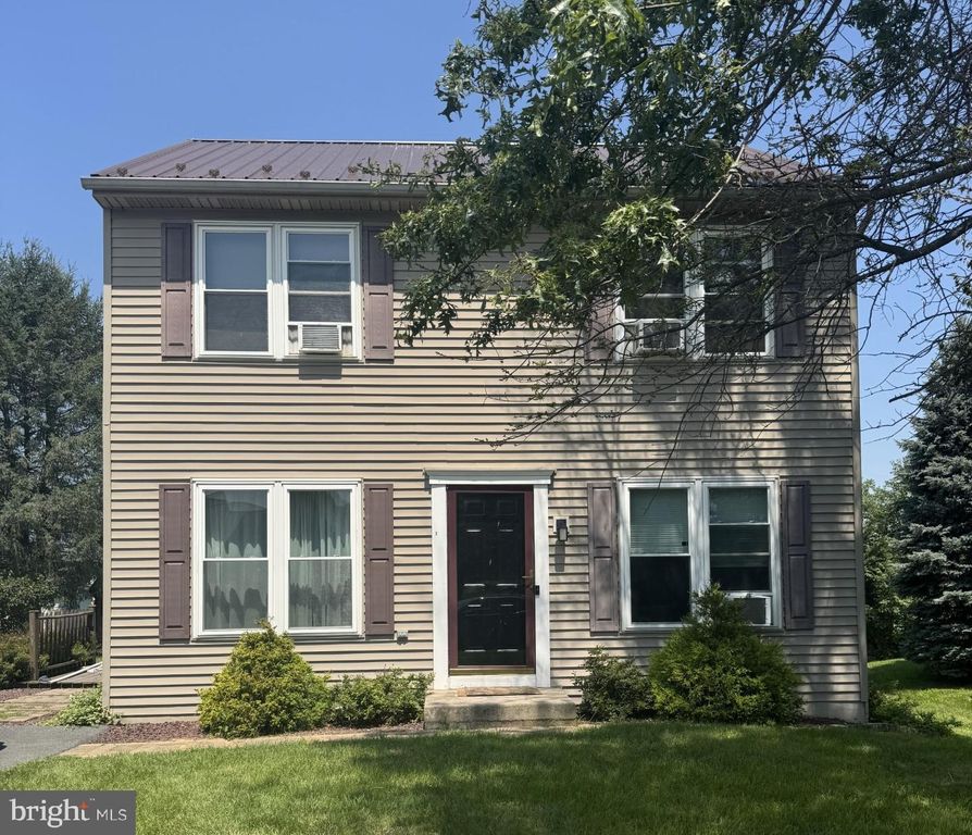 3711 MOUNTAIN SHADOW DR, Fayetteville, PA 17222