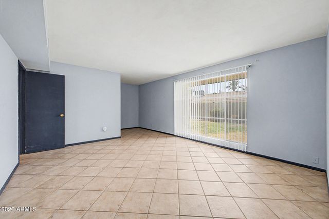 3525 W MORTEN Avenue, Phoenix, AZ 85051
