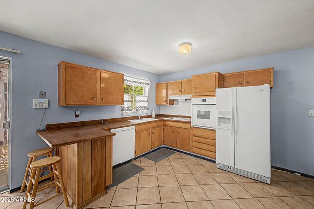 3525 W MORTEN Avenue, Phoenix, AZ 85051