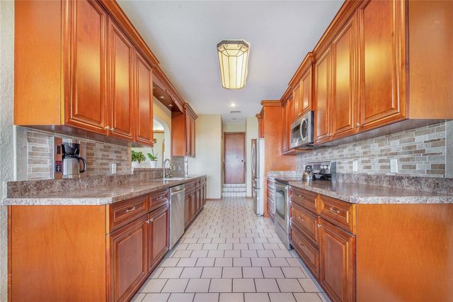 470 S RAMONA AVENUE, Lake Alfred, FL 33850