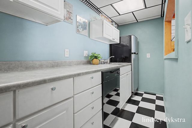 943 Red Tail Drive, Coopersville, MI 49404