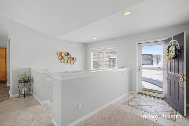 943 Red Tail Drive, Coopersville, MI 49404