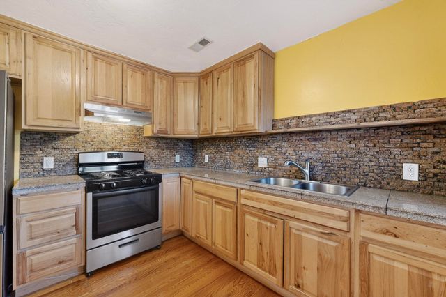 1526 Vassar Drive NE, Albuquerque, NM 87106