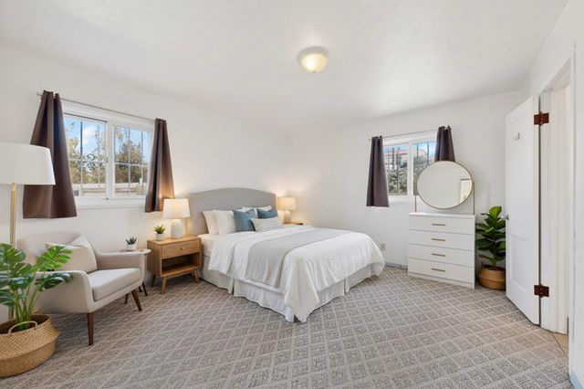 1526 Vassar Drive NE, Albuquerque, NM 87106