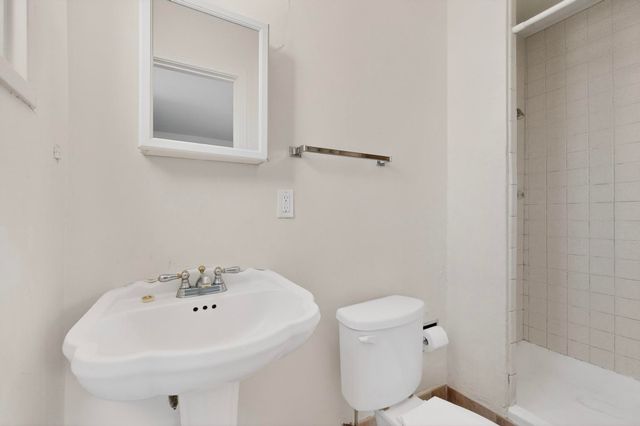 1526 Vassar Drive NE, Albuquerque, NM 87106