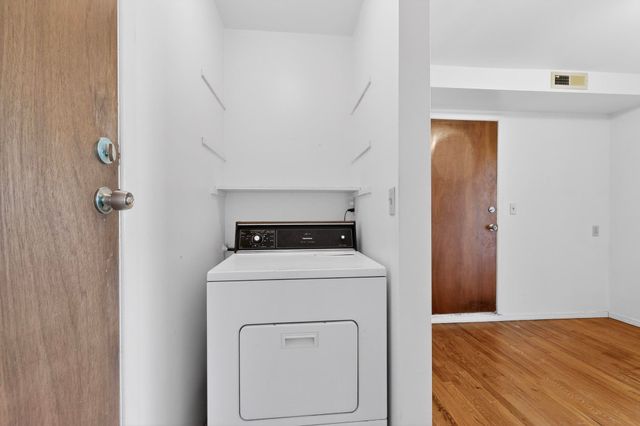 1526 Vassar Drive NE, Albuquerque, NM 87106