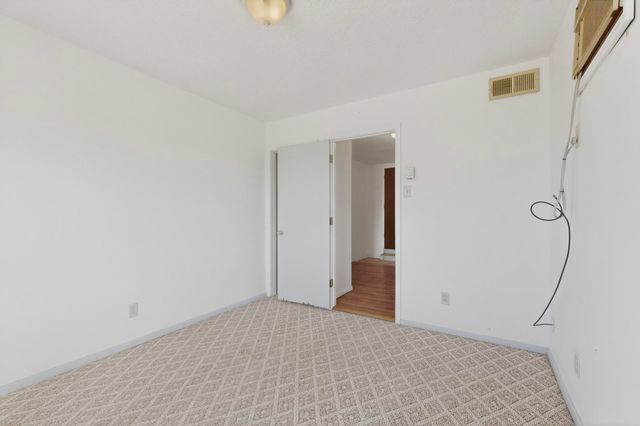 1526 Vassar Drive NE, Albuquerque, NM 87106