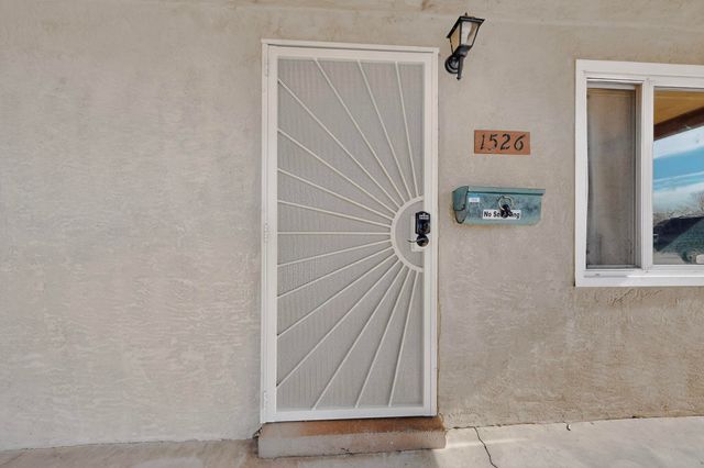1526 Vassar Drive NE, Albuquerque, NM 87106